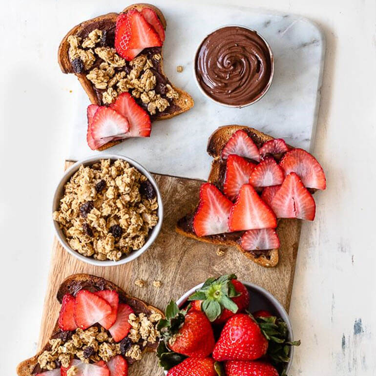 Strawberry Chocolate Hazelnut Granola Toast Recipe | Cascadian Farm Organic